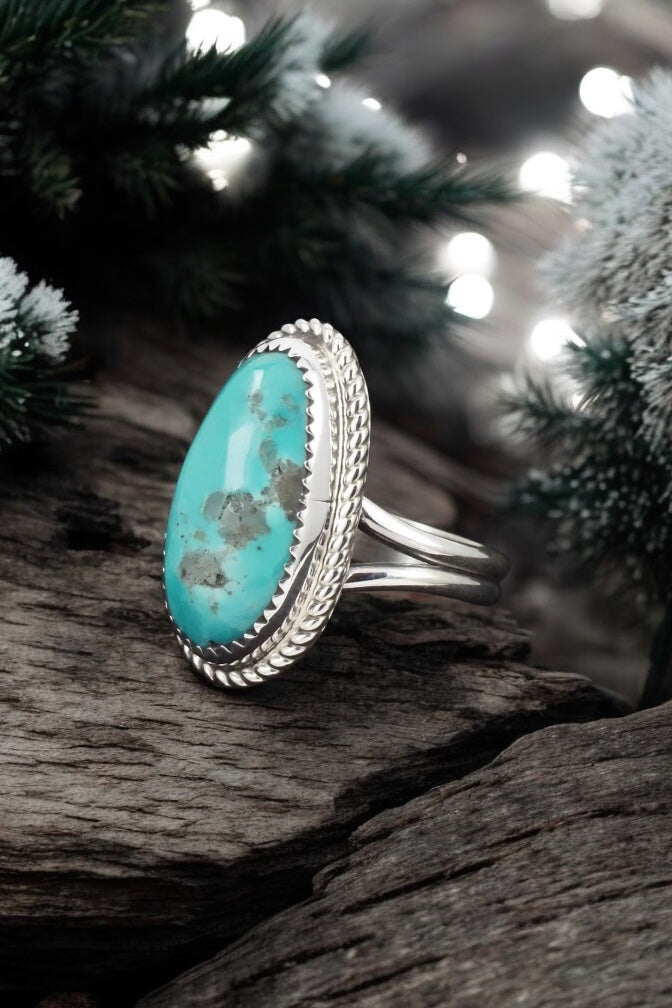 ✨TURQUOISE DREAMIN’✨ Turquoise and Sterling Silver Navajo ring by Leslie Nez Size 10.75