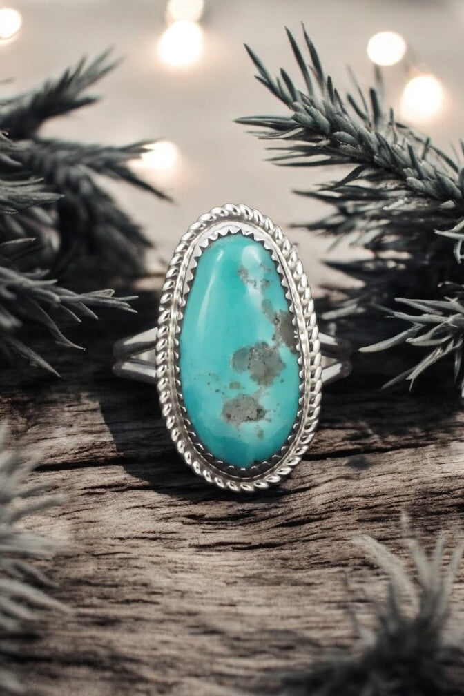 ✨TURQUOISE DREAMIN’✨ Turquoise and Sterling Silver Navajo ring by Leslie Nez Size 10.75